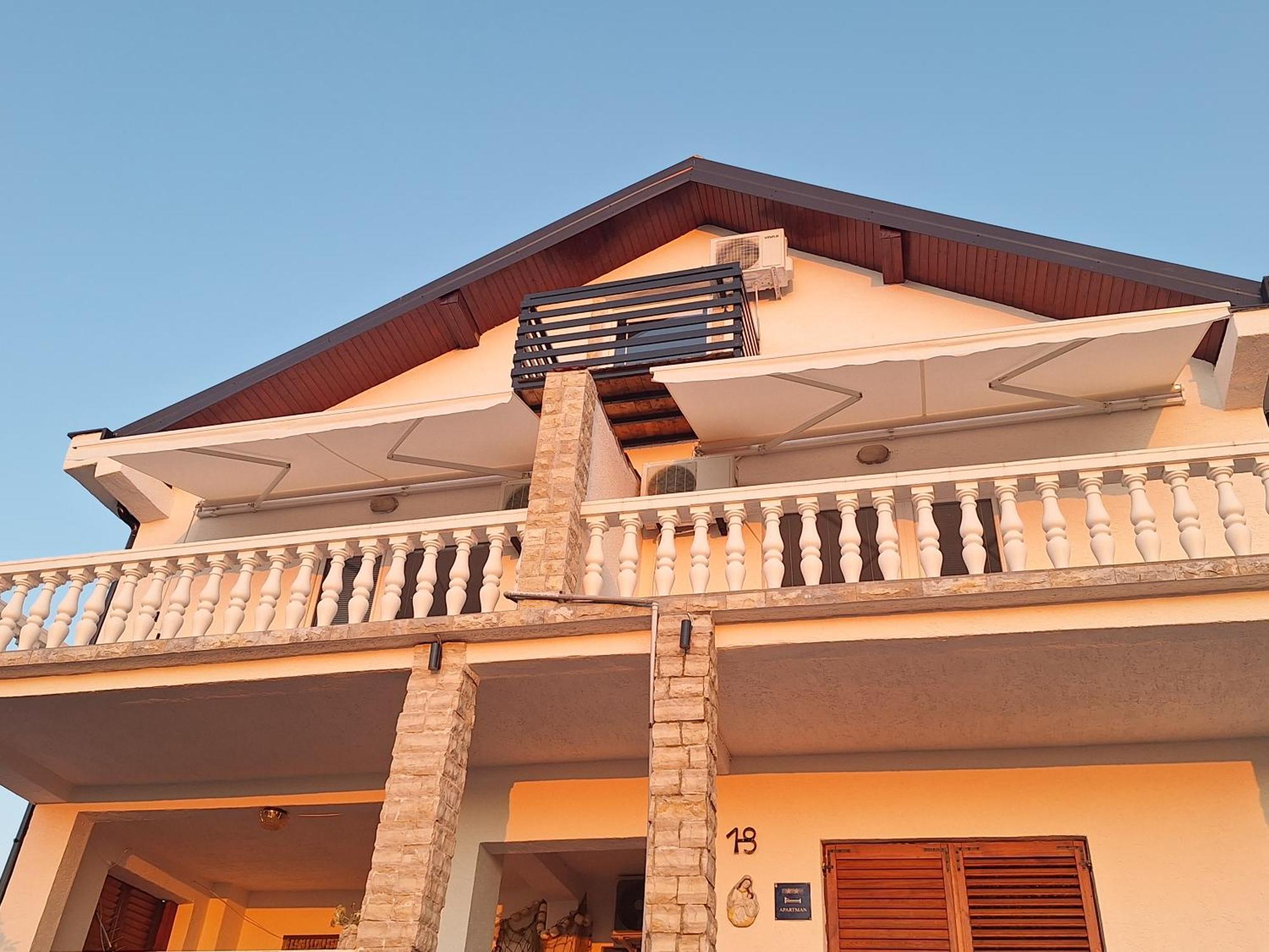 Apartments Cetiri Sestrice Novigrad  Exterior photo